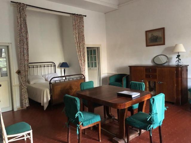 Chateau De Paulignan Trausse 외부 사진